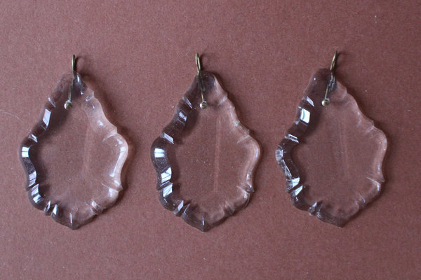 3 Stück alter Kristall Glas Lüster Behang barocke Form 63mm