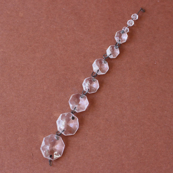 alte Lüsterkette 13,5cm mit oktagons und facettierten Kristall Glas Perlen