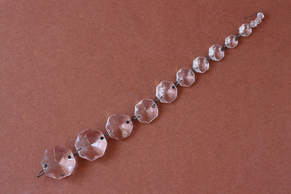 alte Lüsterkette 21cm mit oktagons und facettierten Kristall Glas Perlen